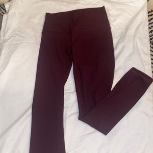 Lululemon workout leggings size 4 25”